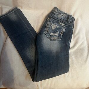Size 25 Miss Me jeans inseam 31 strait leg